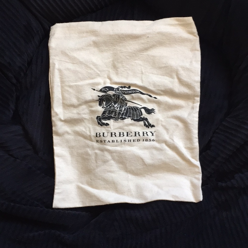 Burberry Bag - Picture 1 of 2